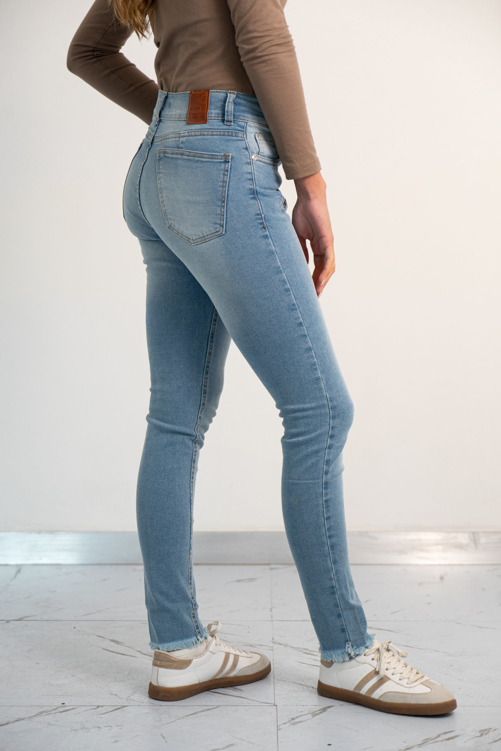 Skinny Figaro - Imagen 2